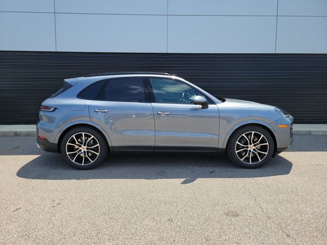 New 2026 Porsche Cayenne AWD/4WD image 8