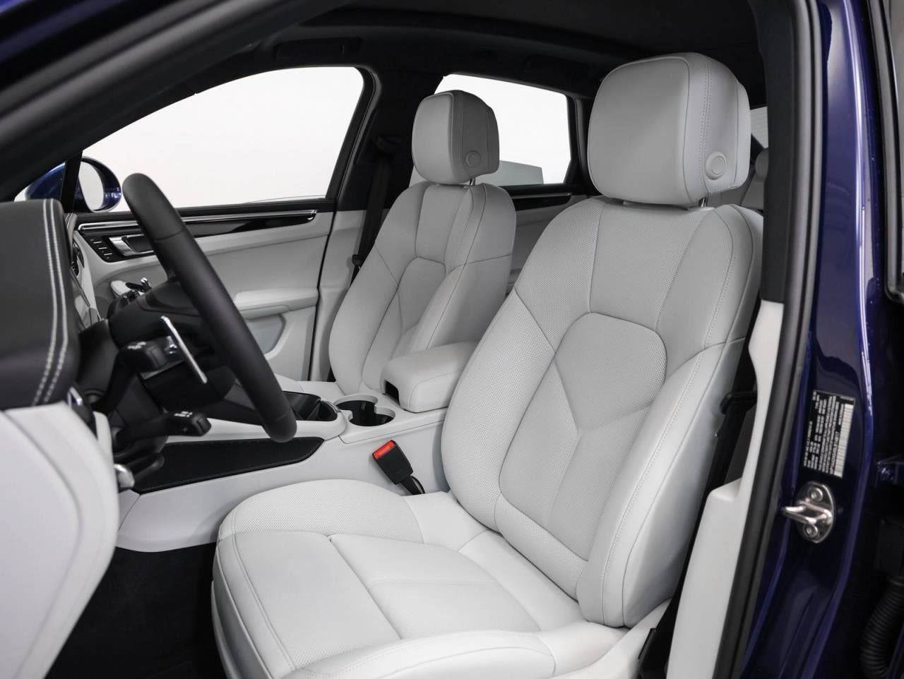 New 2025 Porsche Macan image 69