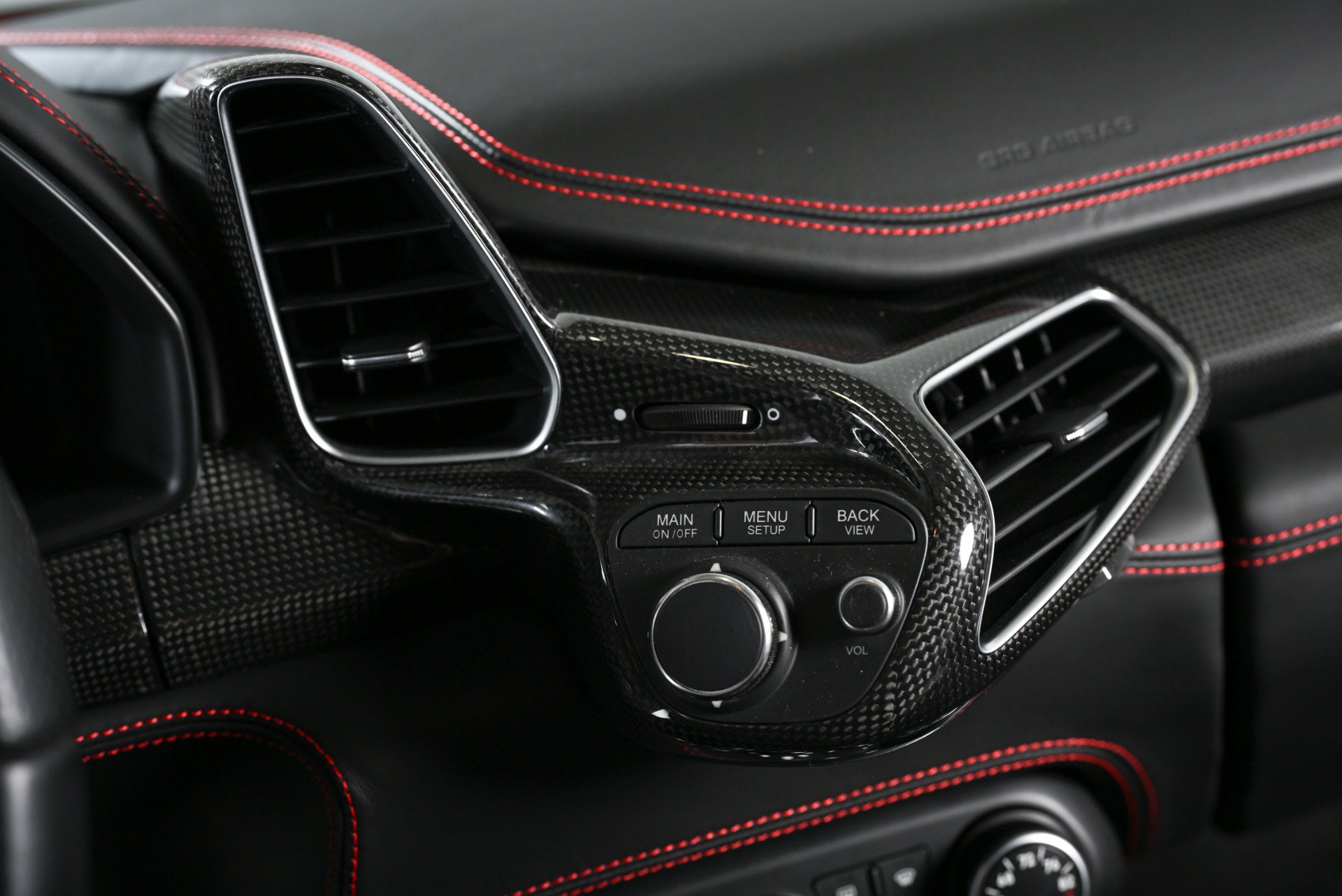Used 2014 Ferrari 458 Italia Coupe RWD image 18