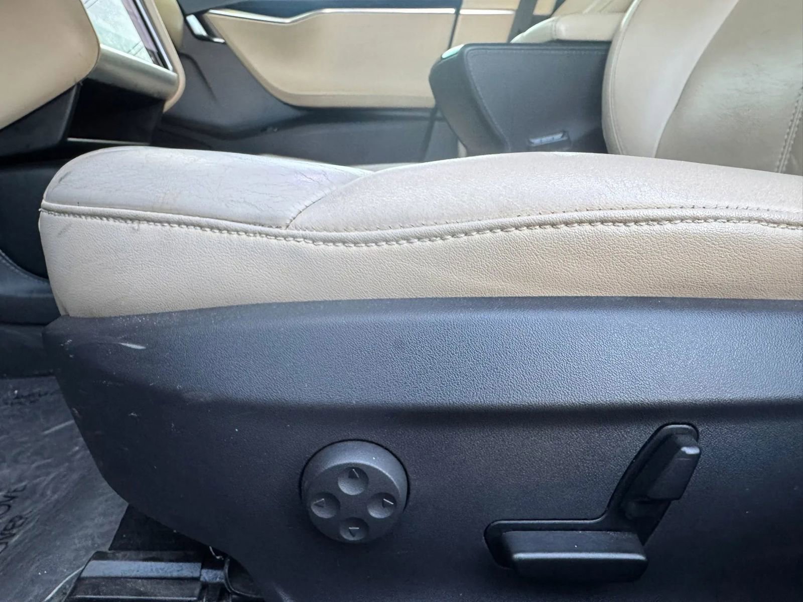 Used 2014 Tesla Model S 60 RWD image 16