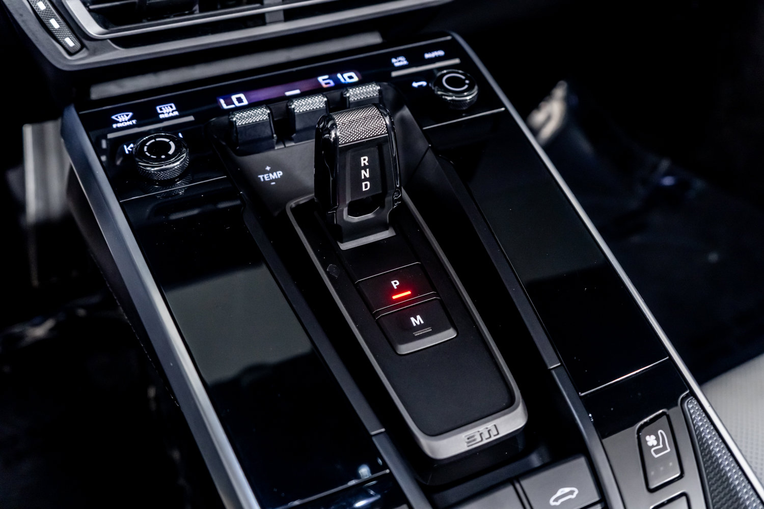 Used 2022 Porsche 911 Turbo image 46