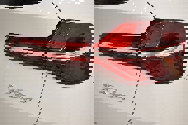 New 2025 BMW X3 xDrive30i w/ Premium Package image 12