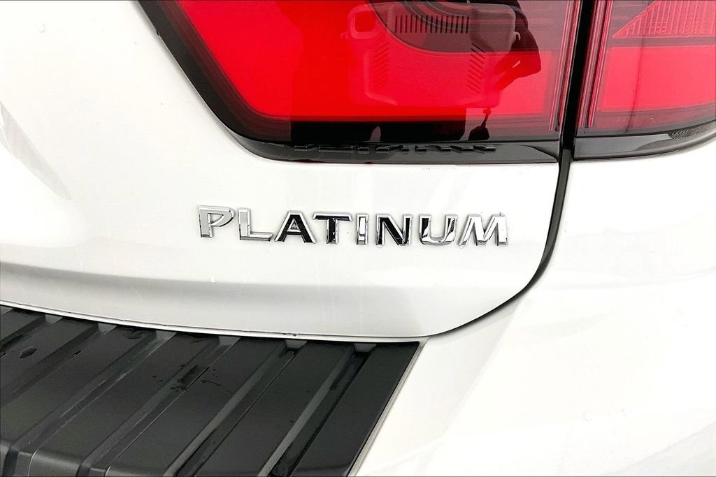 Used 2024 Nissan Armada Platinum w/ Captain's Chairs Package image 14