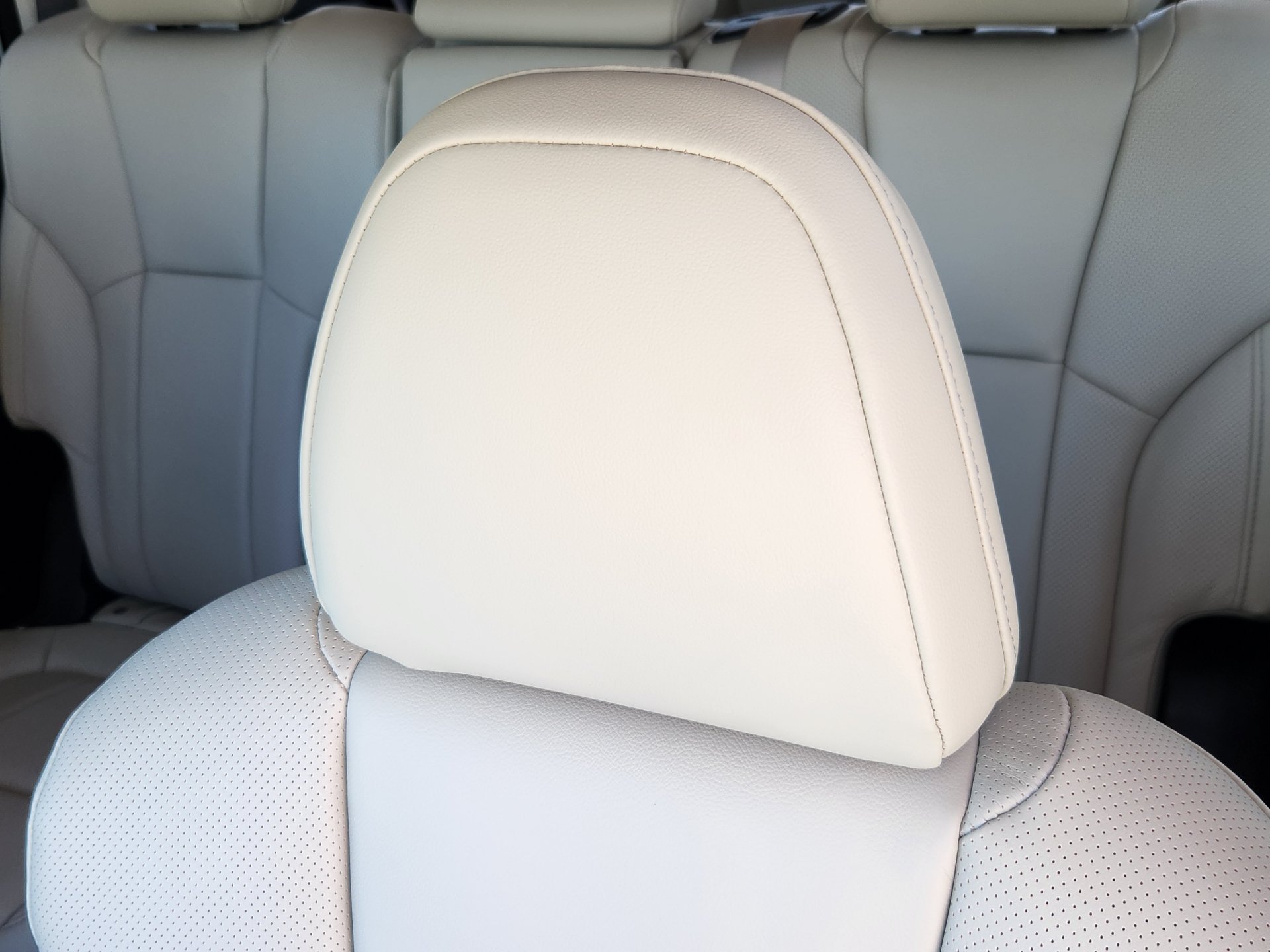 New 2026 Subaru Ascent Limited AWD/4WD image 11