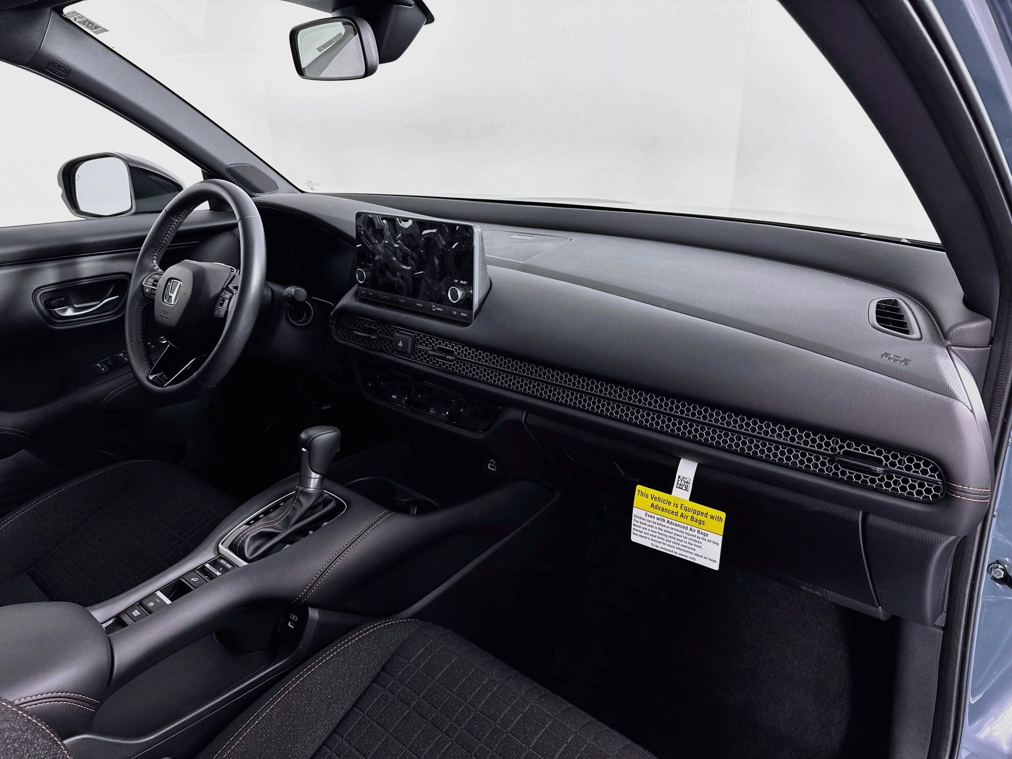 Certified 2025 Honda HR-V Sport image 26