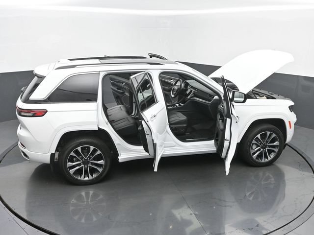 Used 2023 Jeep Grand Cherokee Overland AWD/4WD image 65