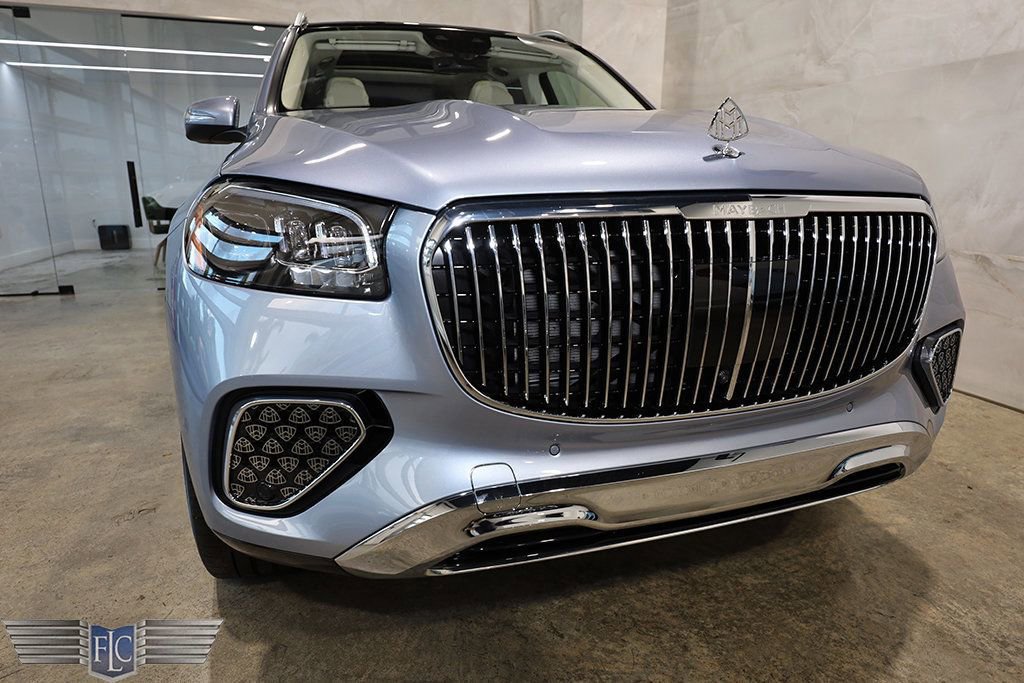 Used 2025 Mercedes-Benz Maybach GLS 600 4MATIC image 7