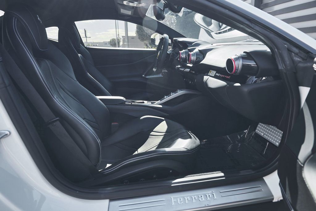 Used 2019 Ferrari 812 Superfast image 26