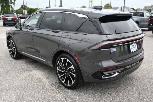 Used 2024 Lincoln Nautilus Black Label image 3