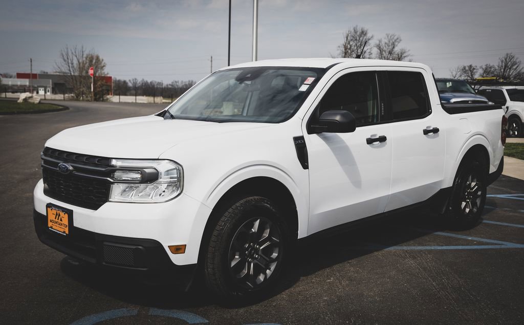 Used 2023 Ford Maverick XLT image 17