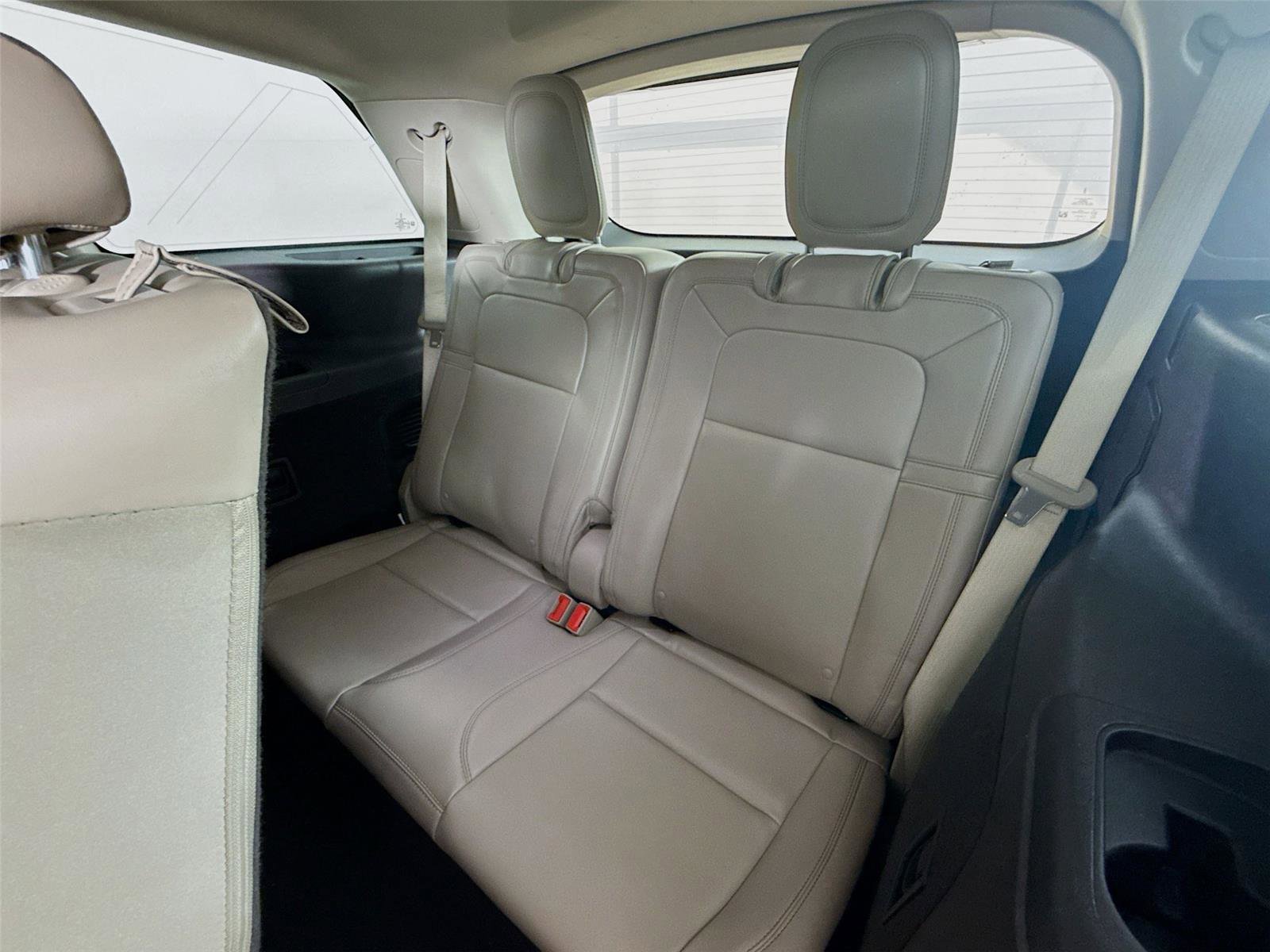 Used 2021 Lincoln Aviator Reserve w/ Equipment Group 202A image 20