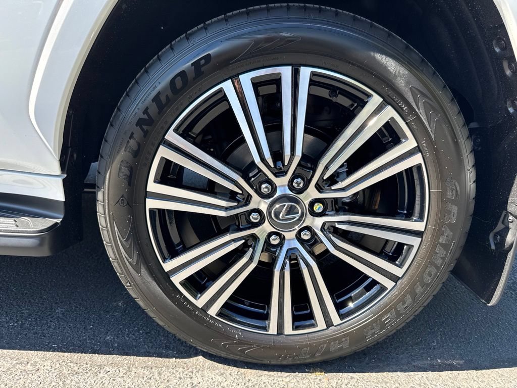 New 2026 Lexus LX 700h Luxury w/ Accessory Package (Z1) AWD/4WD image 28