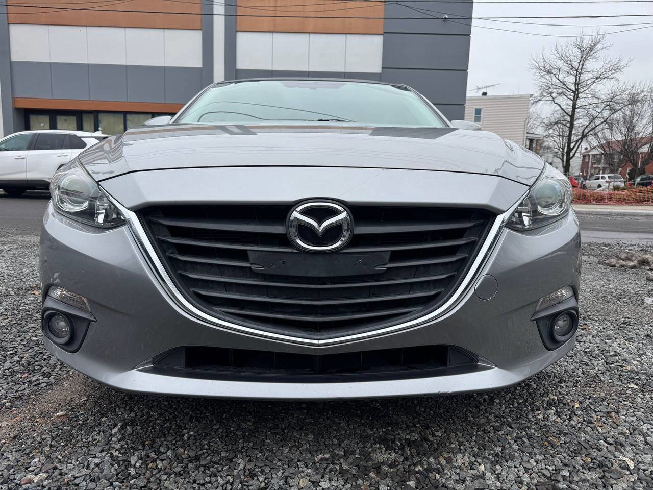 Used 2015 MAZDA MAZDA3 i Touring w/ Technology Package image 2