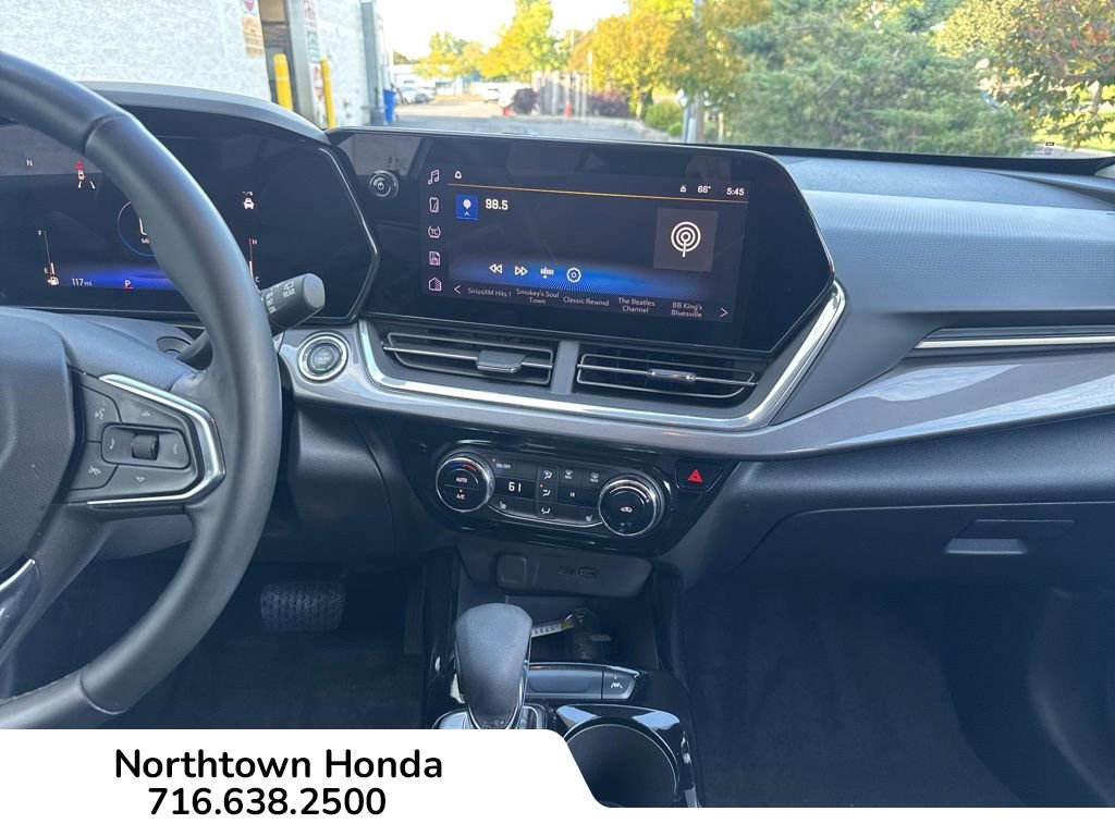 Used 2024 Chevrolet Trax ACTIV w/ Driver Confidence Package image 20