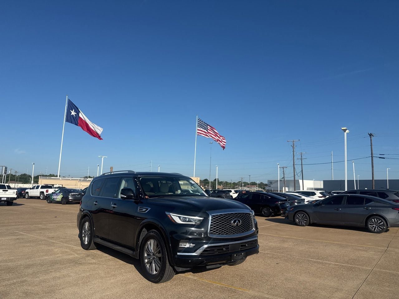 Used 2021 INFINITI QX80 Luxe w/ Cargo Package RWD image 1