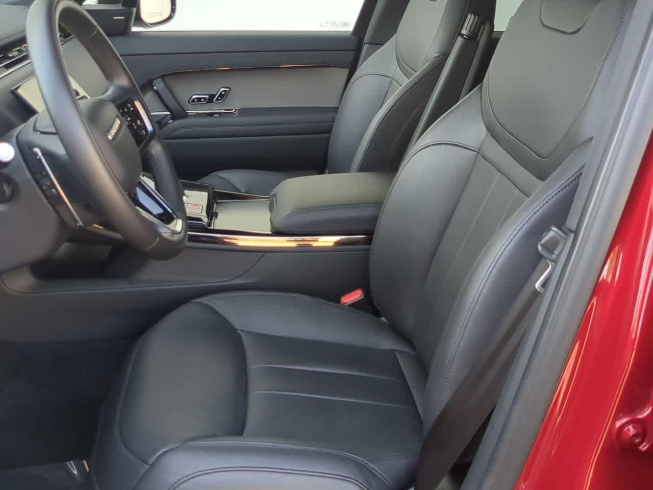 Certified 2025 Land Rover Range Rover Sport SE AWD/4WD image 15