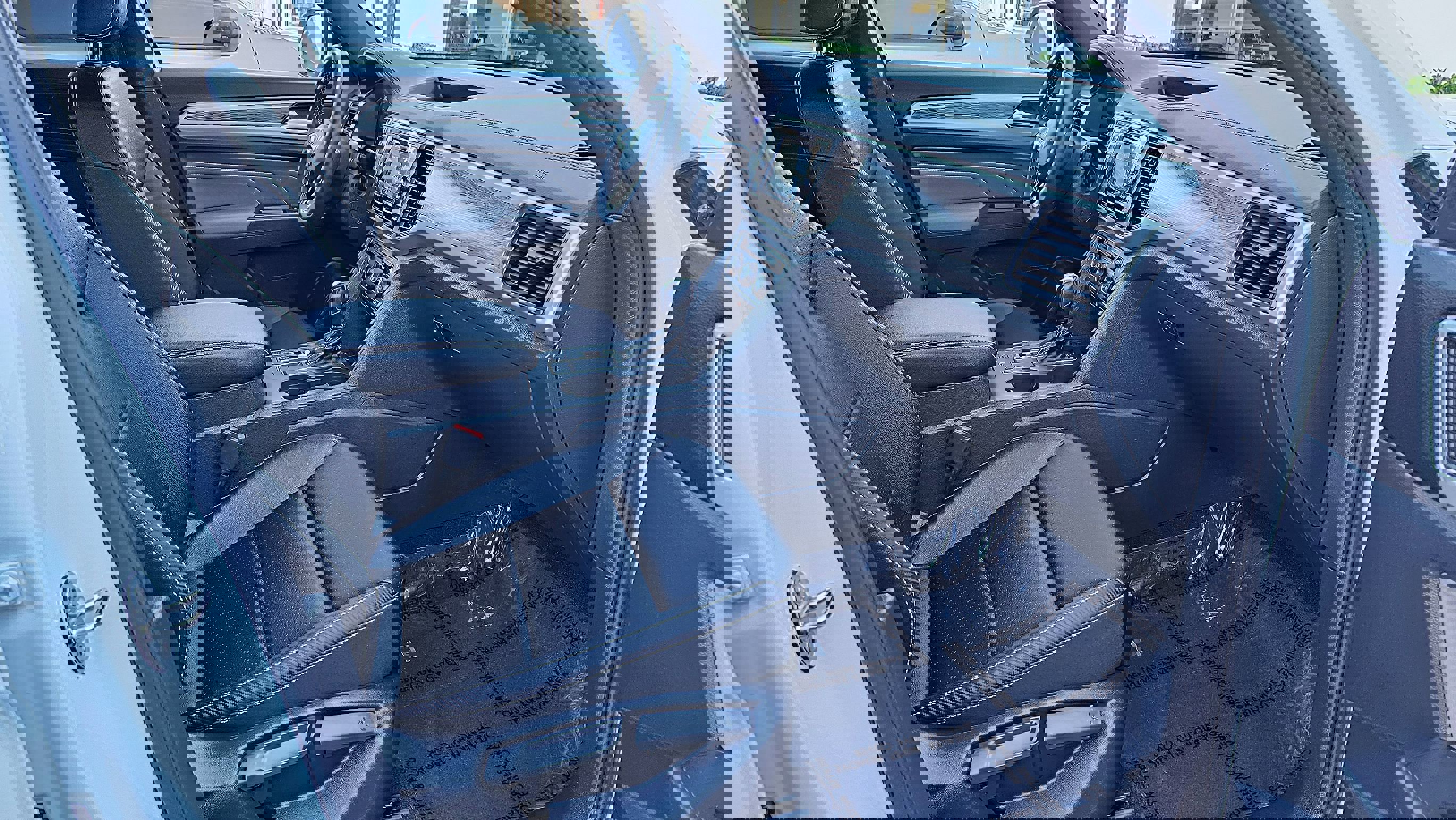 Used 2023 Volkswagen Atlas Cross Sport SE image 30