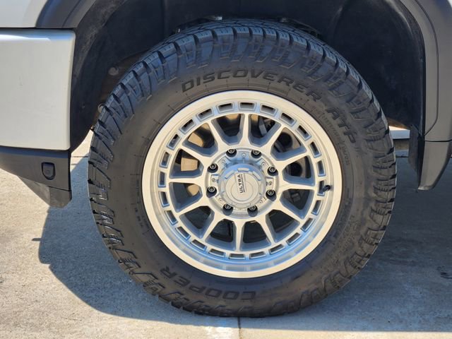 Used 2022 GMC Sierra 3500 Denali w/ Denali Ultimate Package image 10