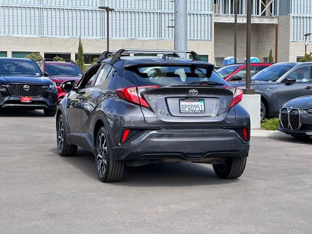 Used 2020 Toyota C-HR XLE FWD image 32