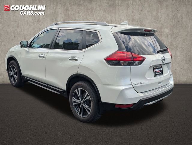 Used 2017 Nissan Rogue SL AWD/4WD image 5