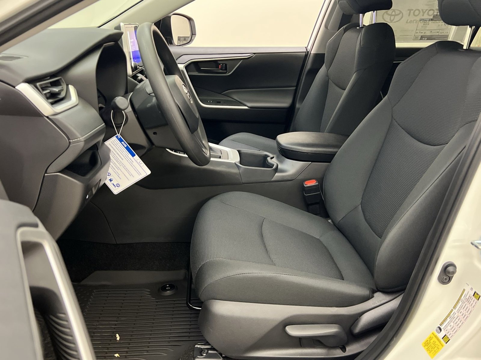 New 2025 Toyota RAV4 LE image 7