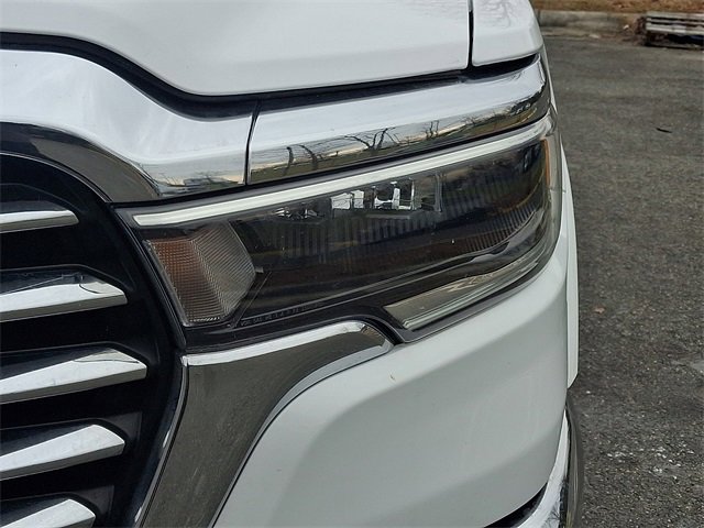 Used 2025 RAM 1500 Laramie image 9