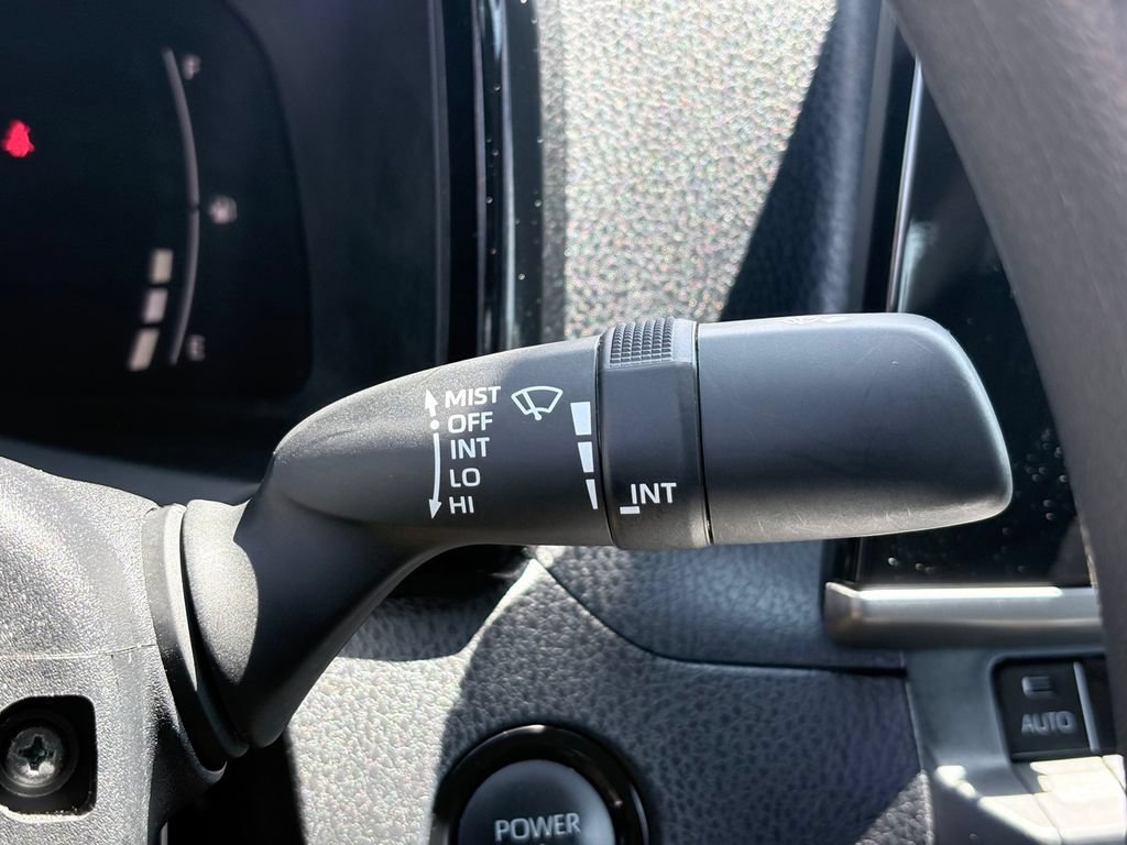 Used 2025 Toyota Camry LE FWD image 17