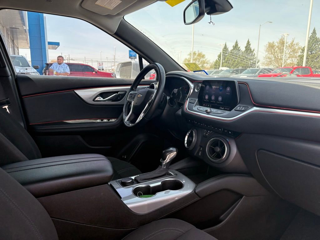 Used 2020 Chevrolet Blazer LT image 9
