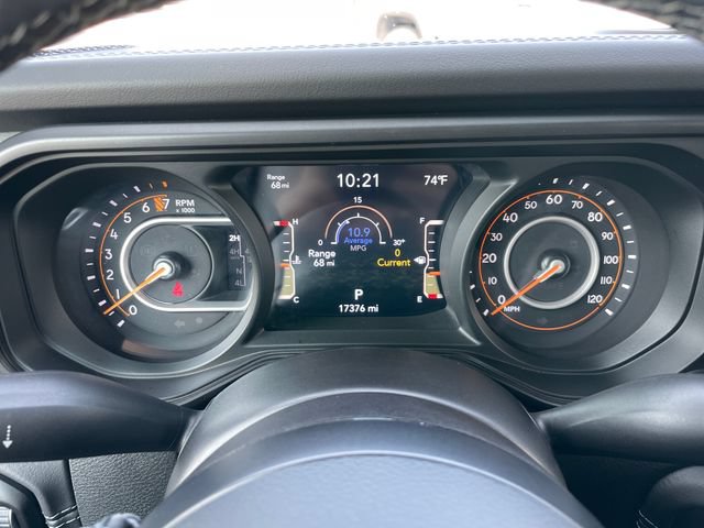 Used 2025 Jeep Gladiator Mojave AWD/4WD image 9