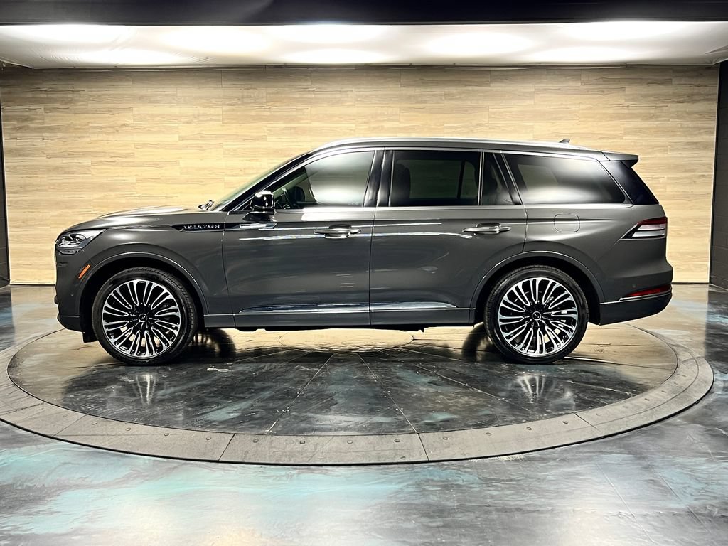 Used 2024 Lincoln Aviator Black Label AWD/4WD image 11