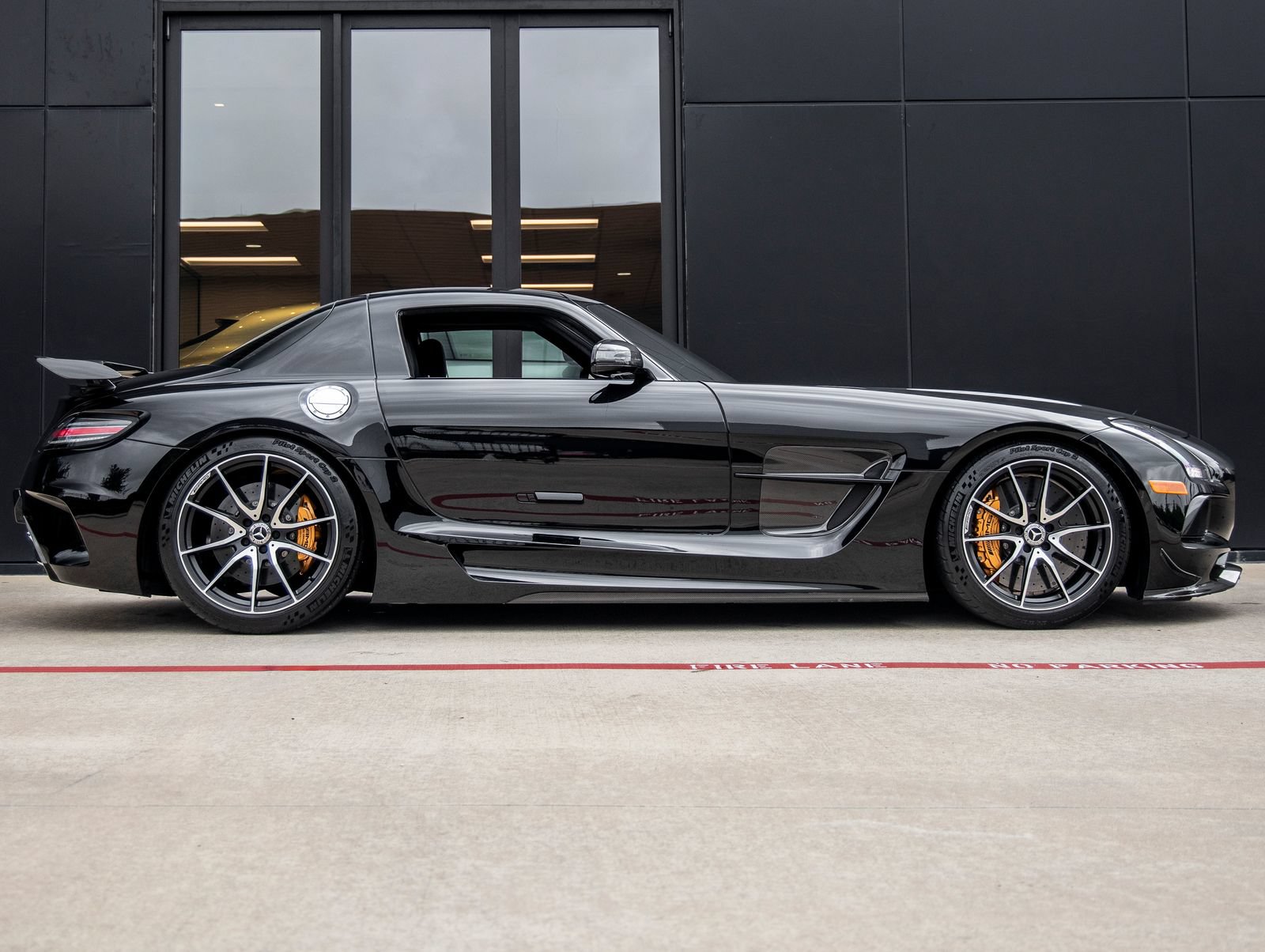 Used 2014 Mercedes-Benz SLS AMG Black Series image 11