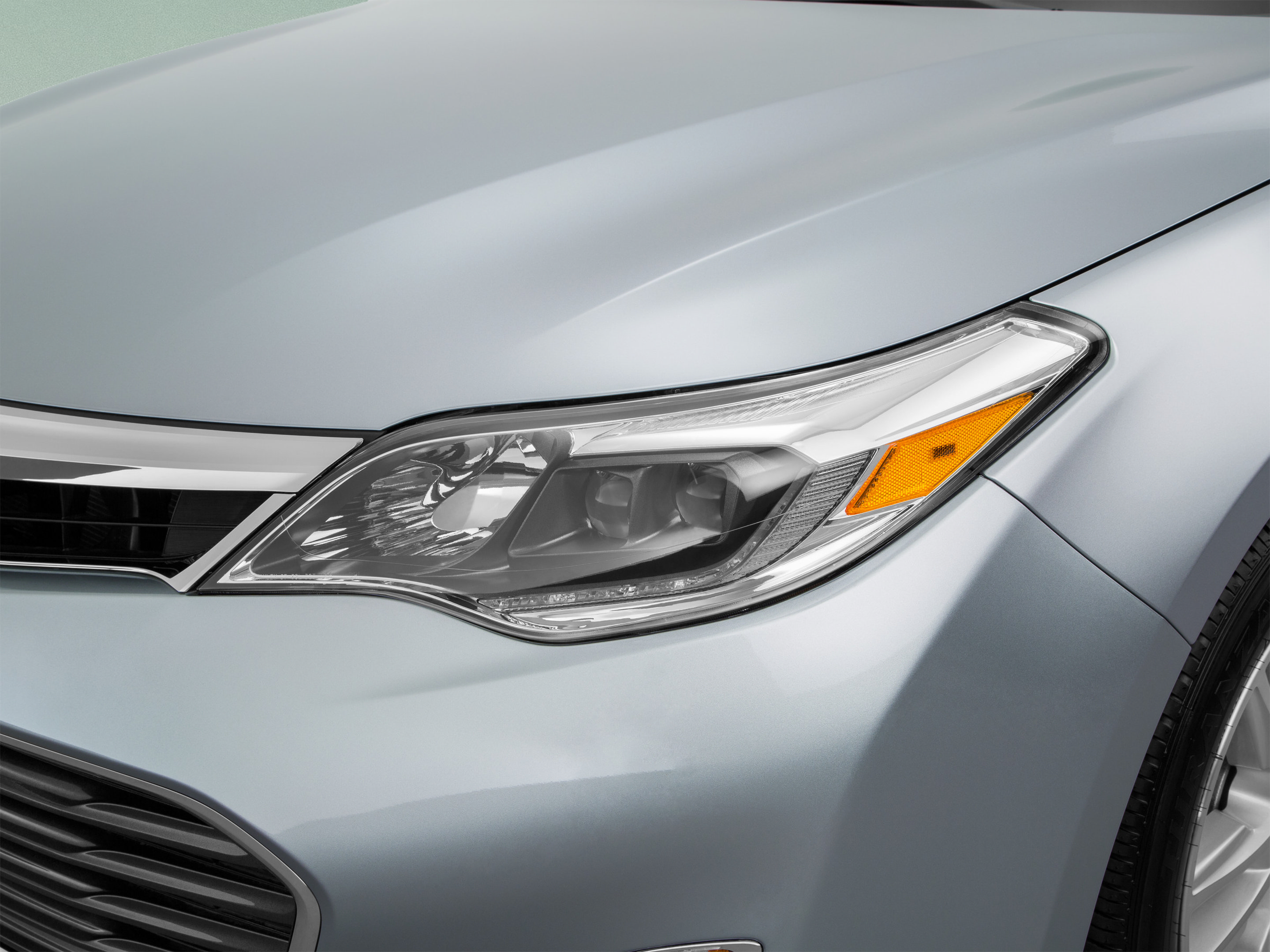Used 2015 Toyota Avalon Limited FWD image 50