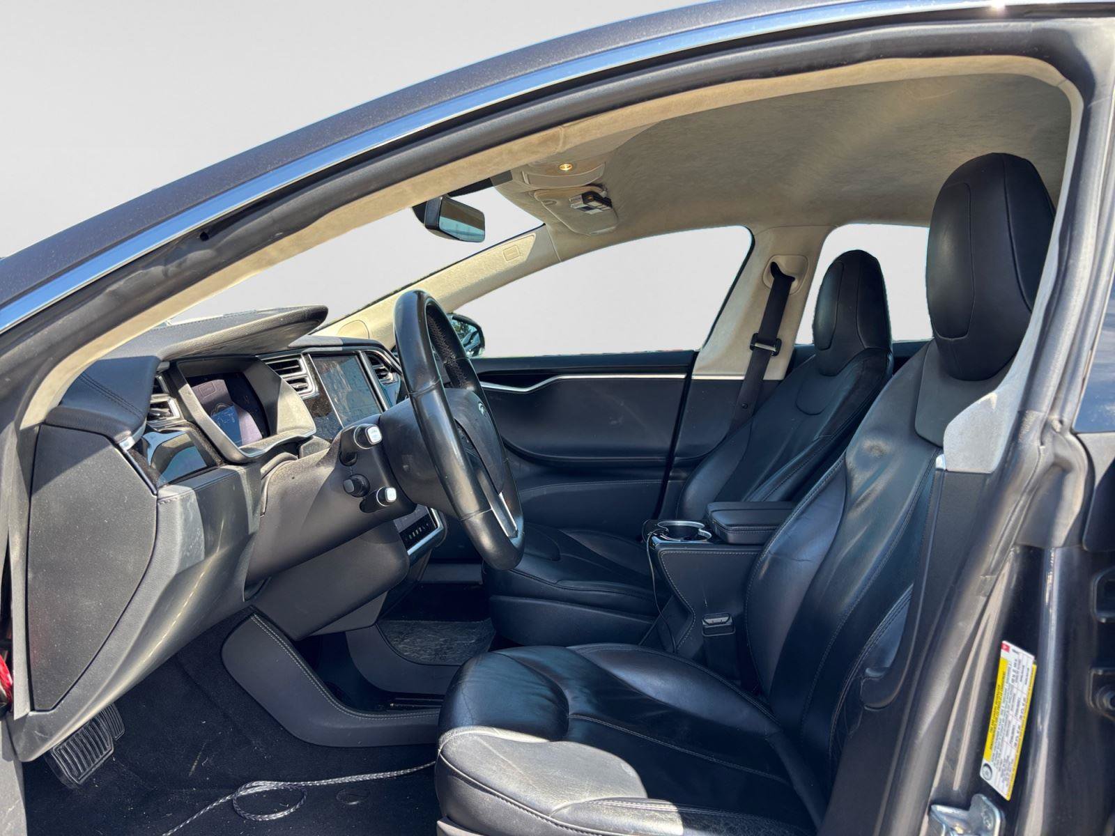 Used 2015 Tesla Model S 70D AWD/4WD image 10