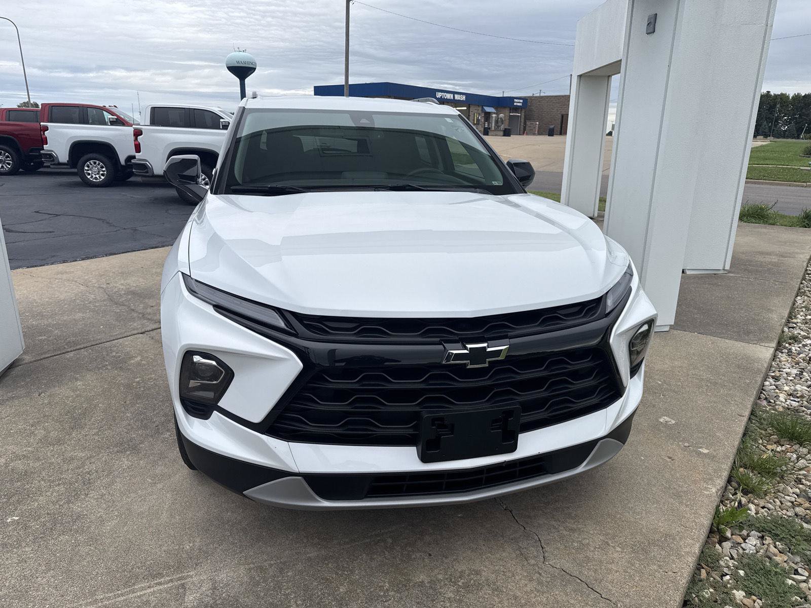 Used 2025 Chevrolet Blazer LT w/ Convenience Package FWD image 6