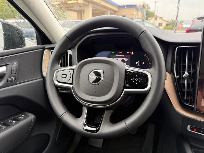 New 2026 Volvo XC60 B5 Plus w/ Protection Package Premier image 7