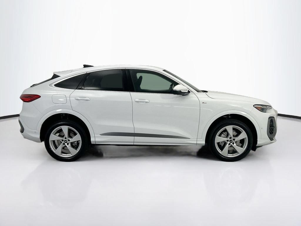 New 2026 Audi Q5 Premium Plus AWD/4WD image 4