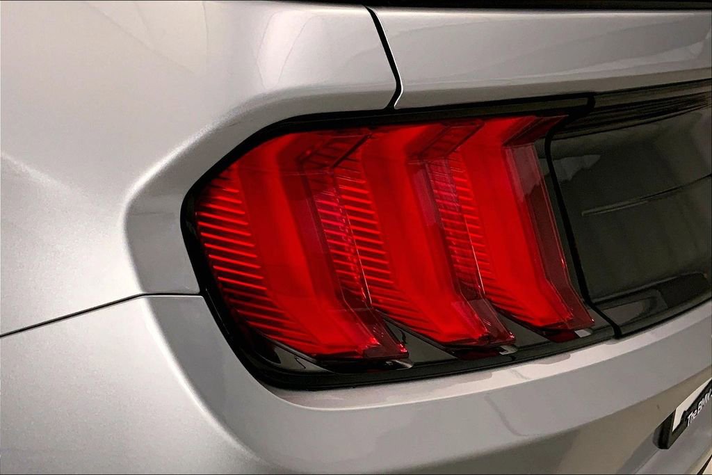 Used 2021 Ford Mustang GT Premium w/ Equipment Group 401A image 27