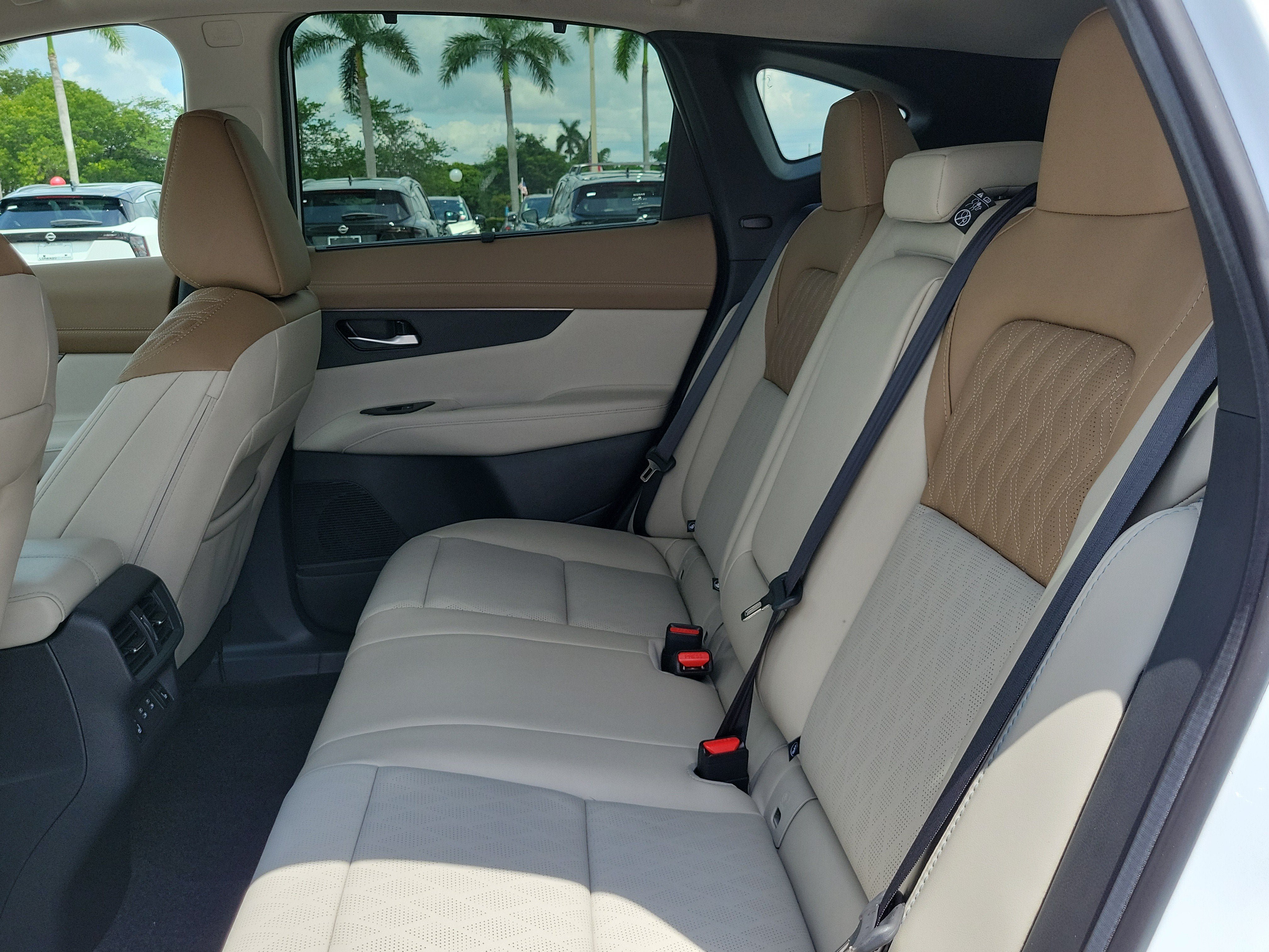 New 2026 Nissan Murano Platinum w/ Technology Package AWD/4WD image 11