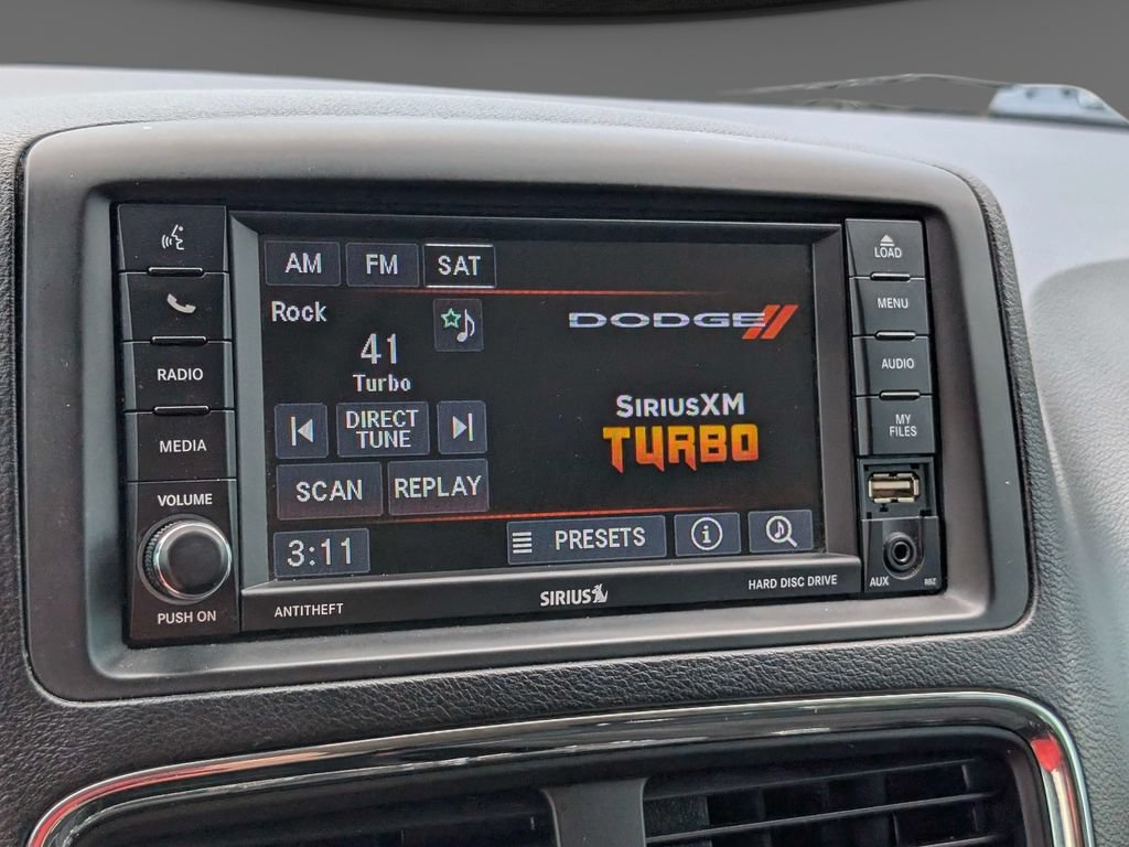 Used 2019 Dodge Grand Caravan SE w/ UConnect Hands-Free Group FWD image 24