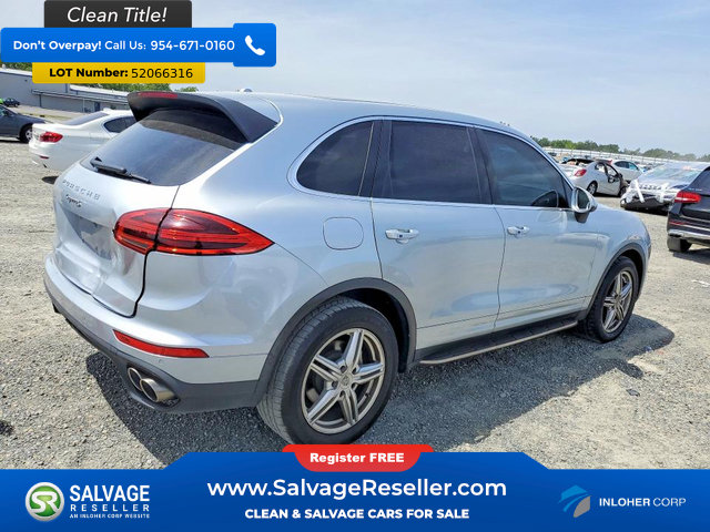 Used 2015 Porsche Cayenne S AWD/4WD image 4