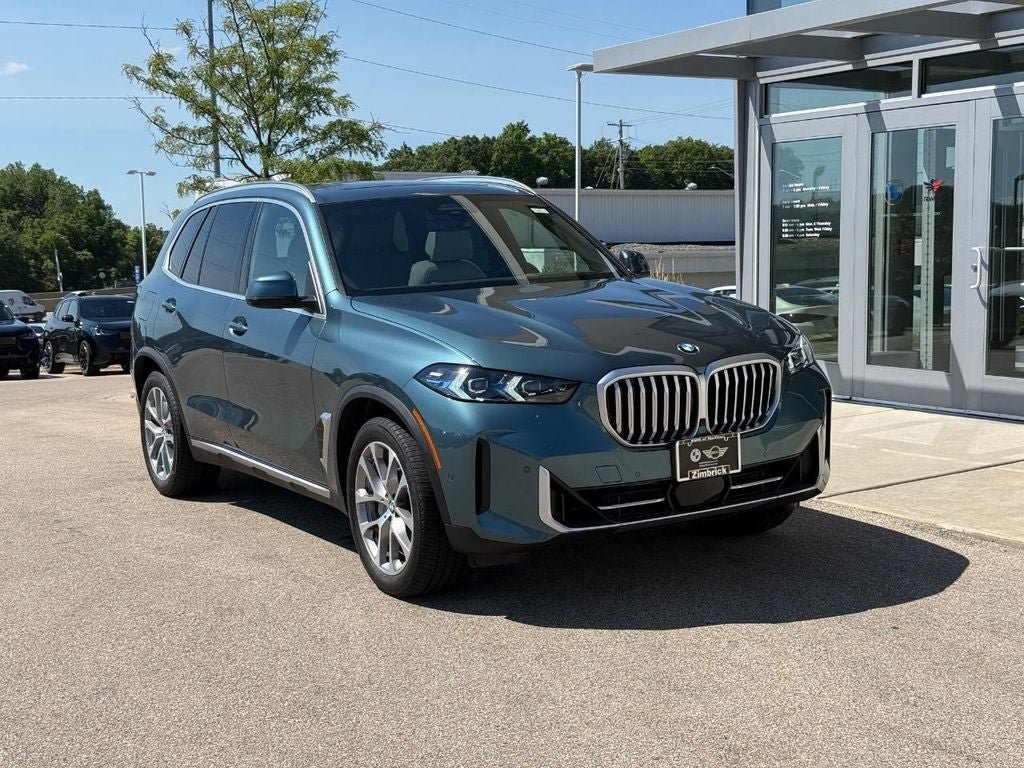 Used 2026 BMW X5 xDrive40i w/ Climate Comfort Package AWD/4WD image 1