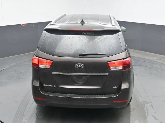 Used 2017 Kia Sedona LX w/ LX Essentials Premium Package FWD image 23