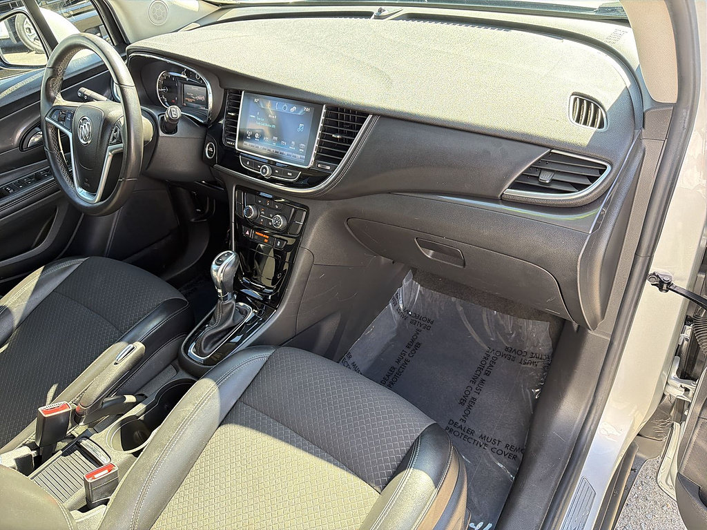 Used 2020 Buick Encore Preferred FWD image 26
