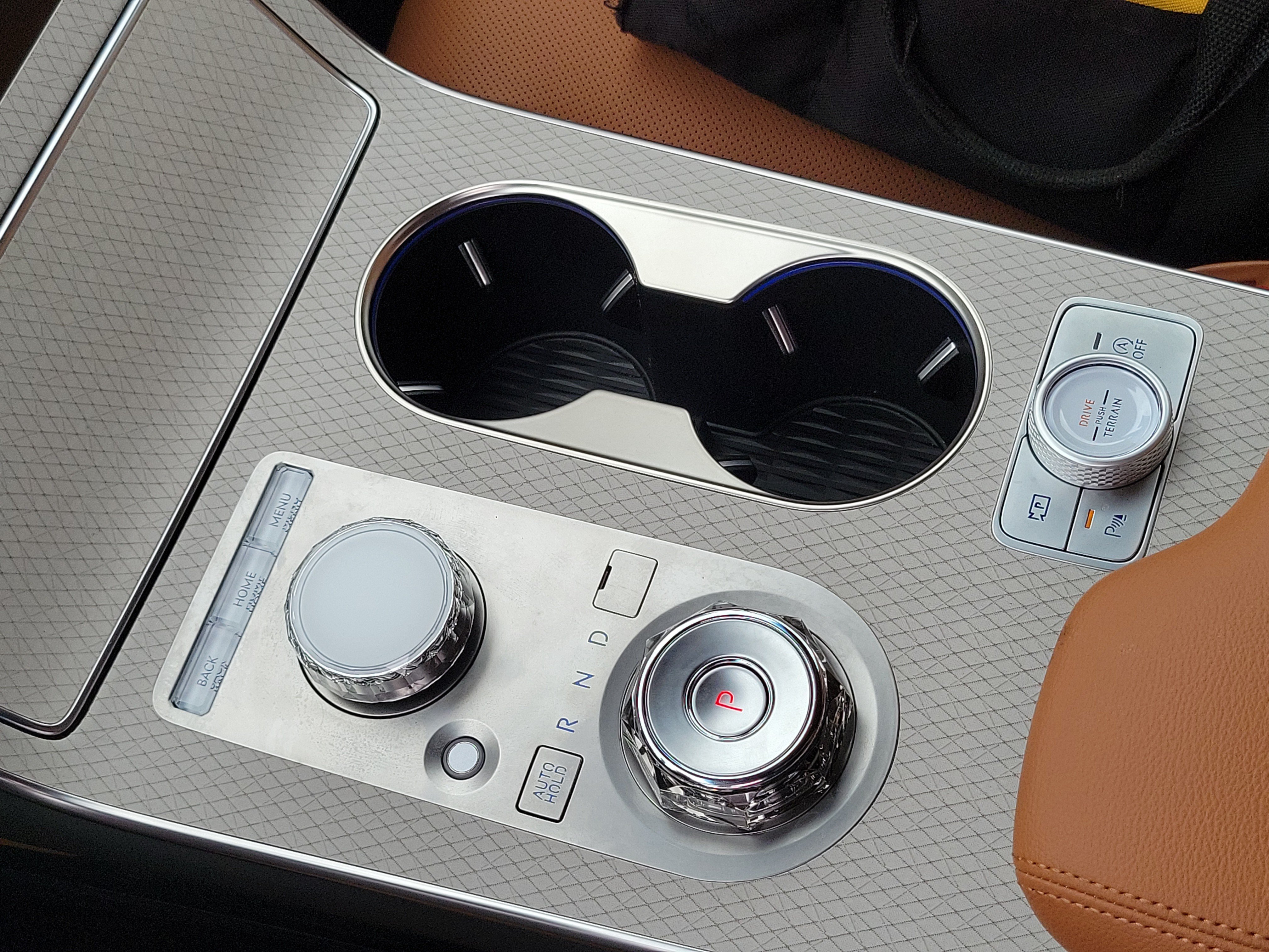 Certified 2026 Genesis GV80 3.5T Advanced AWD/4WD image 14