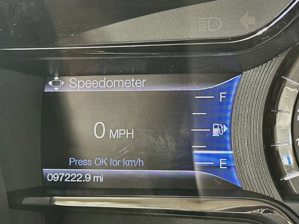 Used 2016 Lincoln MKS AWD image 15