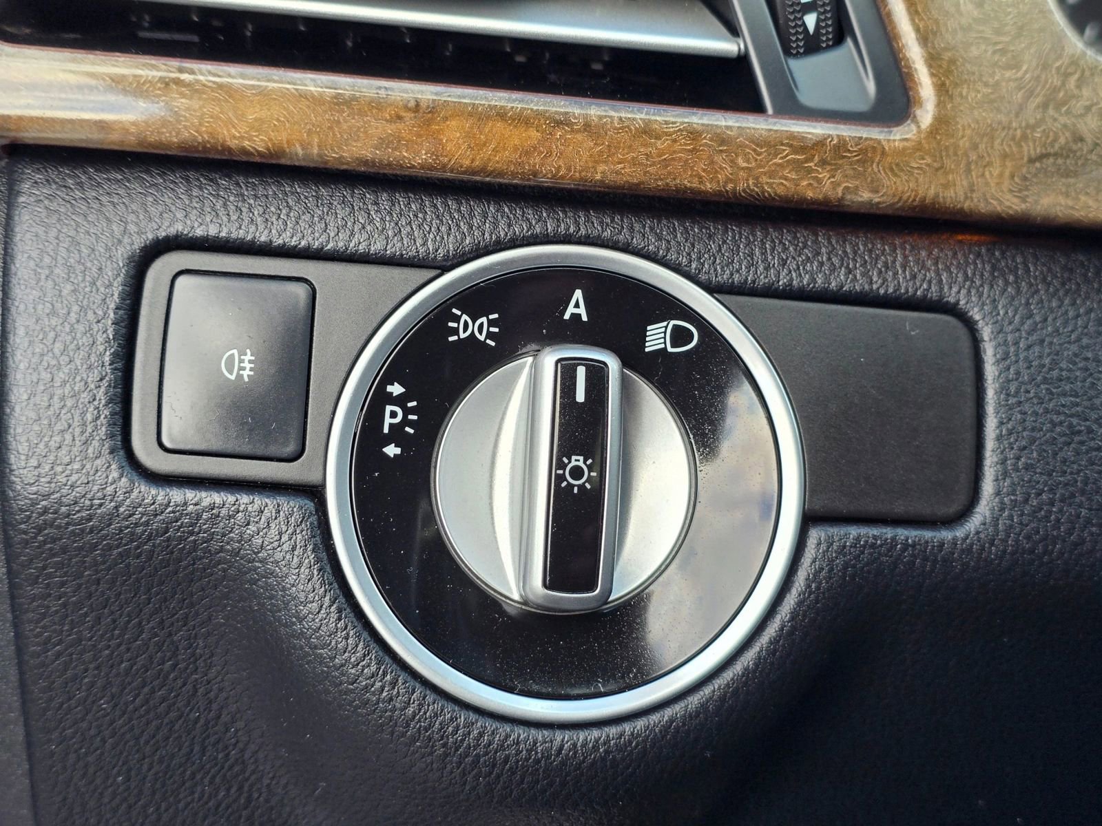 Used 2011 Mercedes-Benz E 63 AMG Sedan image 26