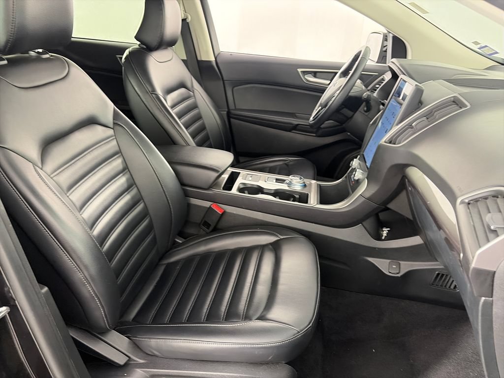 Used 2024 Ford Edge SEL AWD/4WD image 31