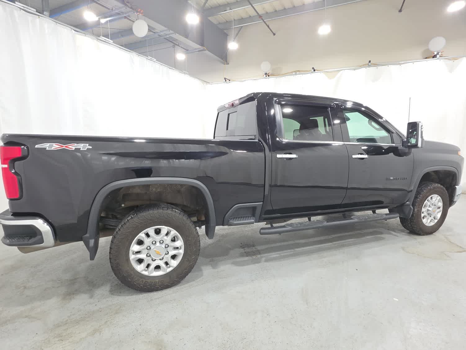 Certified 2024 Chevrolet Silverado 3500 LTZ w/ LTZ Premium Package AWD/4WD image 7