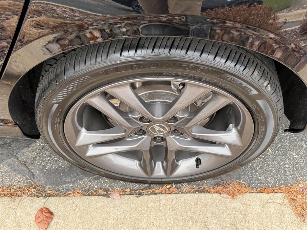 Certified 2025 Acura TLX w/ Technology Package image 7