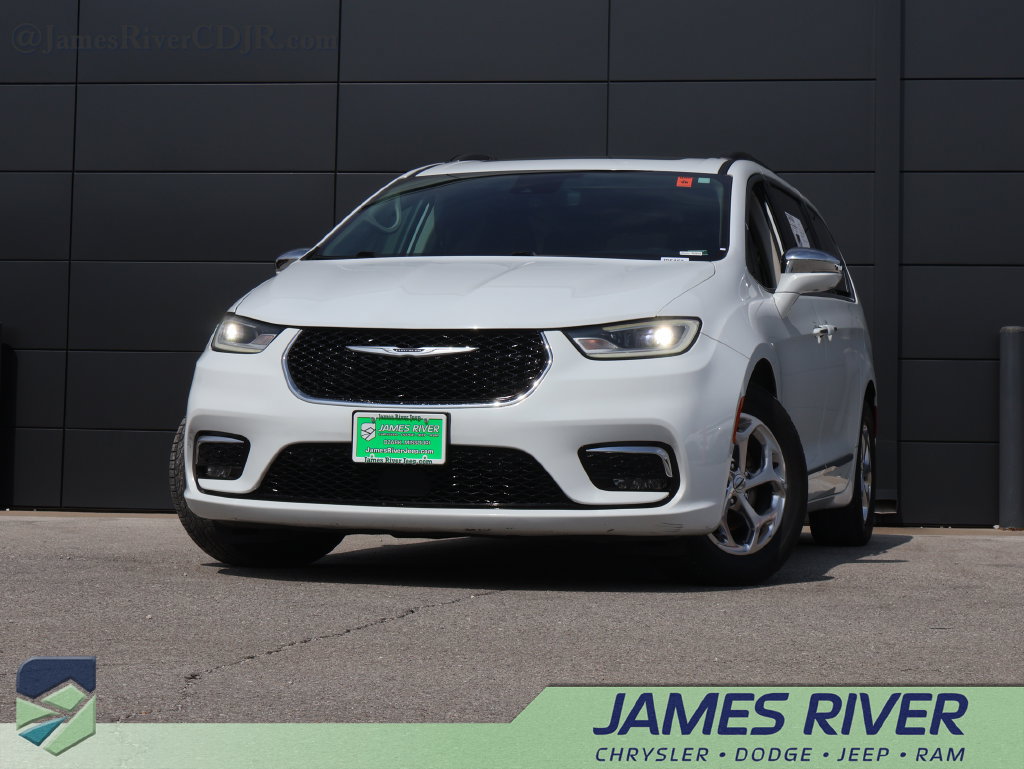 Used 2022 Chrysler Pacifica Limited FWD 360° Tour